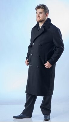 Классическое длинное мужское пальто