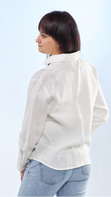 Blouse with long sleeves 1