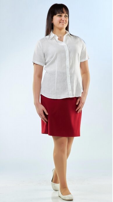 Blouse with short sleeves